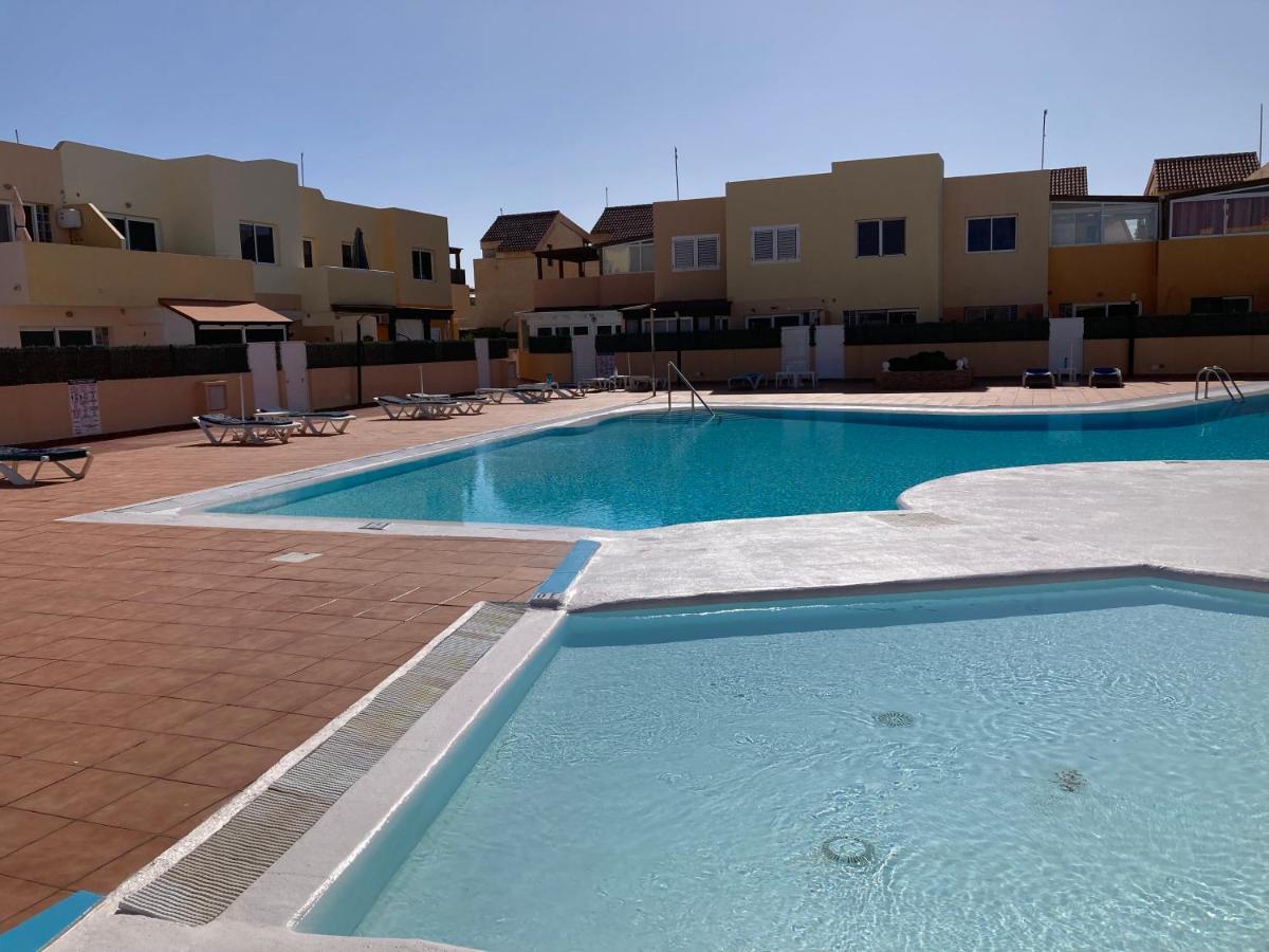 2 Bedroom Pool Apartment Close To Beach Rocky Point Коральео Экстерьер фото